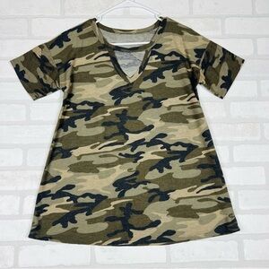 Cute Camo Tee with Keyhole Front and Oversized‎ Comfy Fit Size S/M